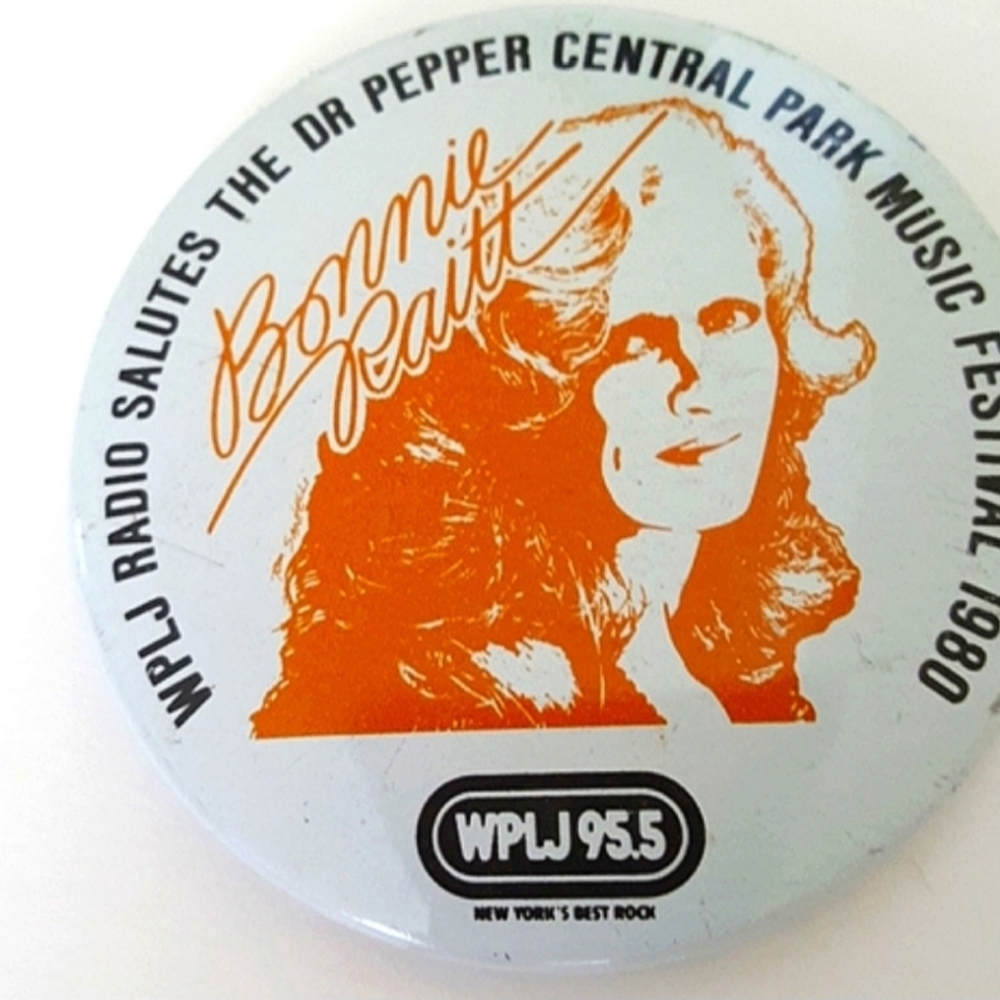 ☆Bonnie Raitt Kennedy Center Honors 12/22 ~ 1980 Central Park Music Festival Pin